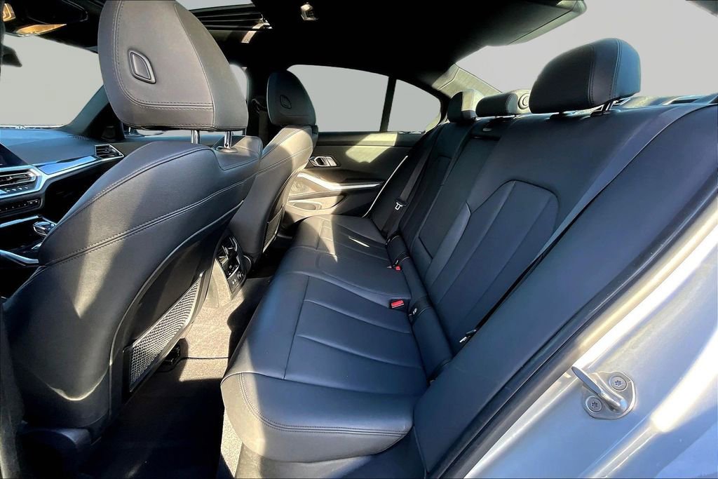 Used 2019 BMW 330i Sedan w/ Convenience Package image 19