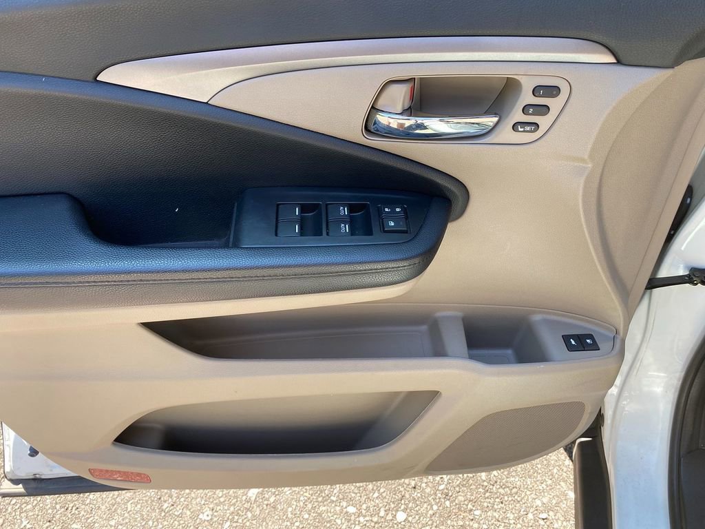 Used 2022 Honda Pilot EX-L image 11