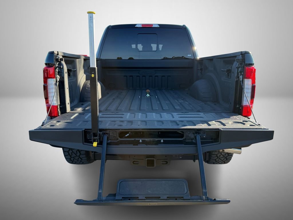 Used 2018 Ford F250 Platinum w/ FX4 Off-Road Package image 9