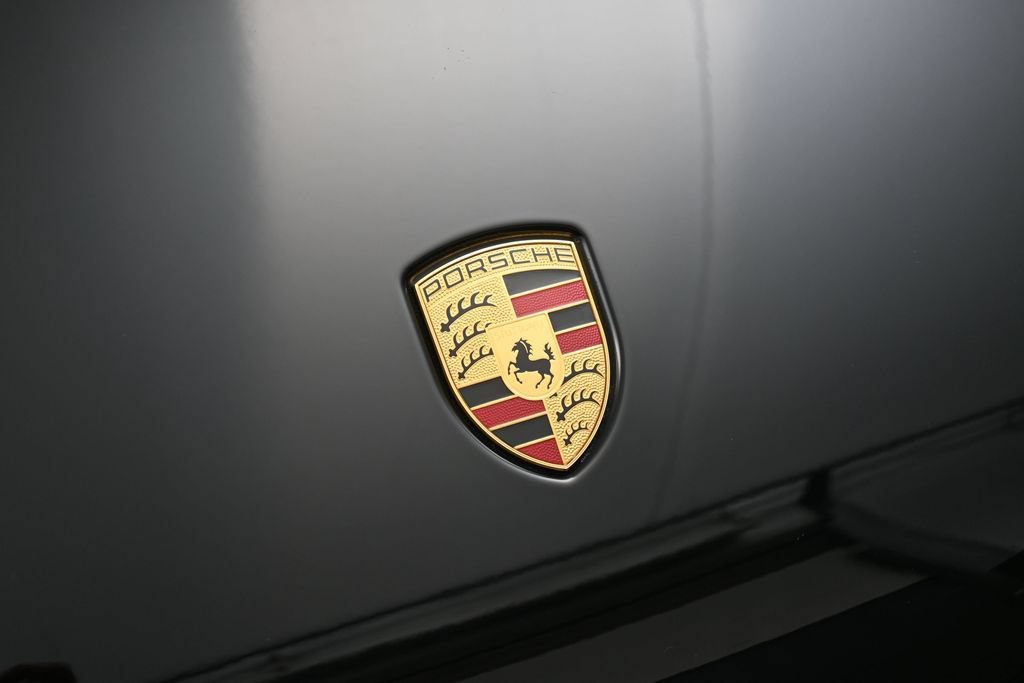 Certified 2024 Porsche Macan Turbo AWD/4WD image 13