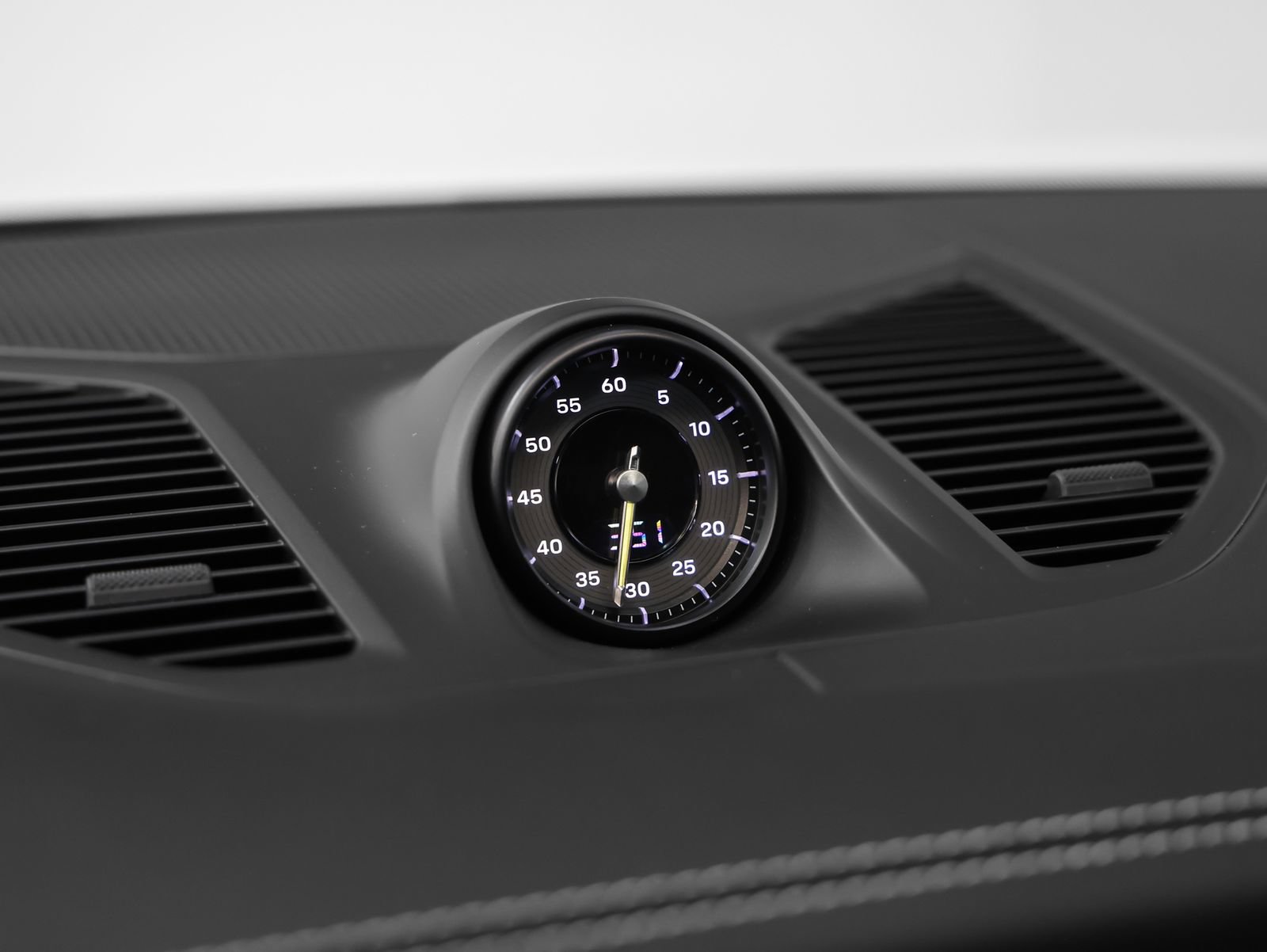 Certified 2025 Porsche Cayenne Turbo GT AWD/4WD image 52