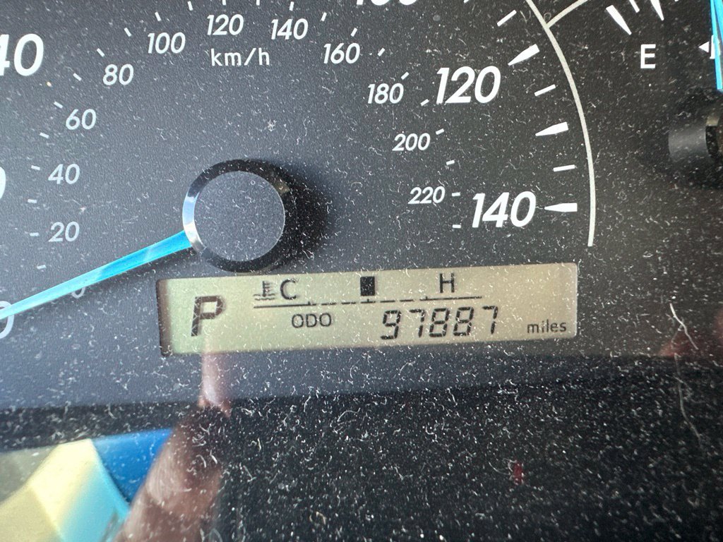 Used 2012 Toyota Camry FWD image 13