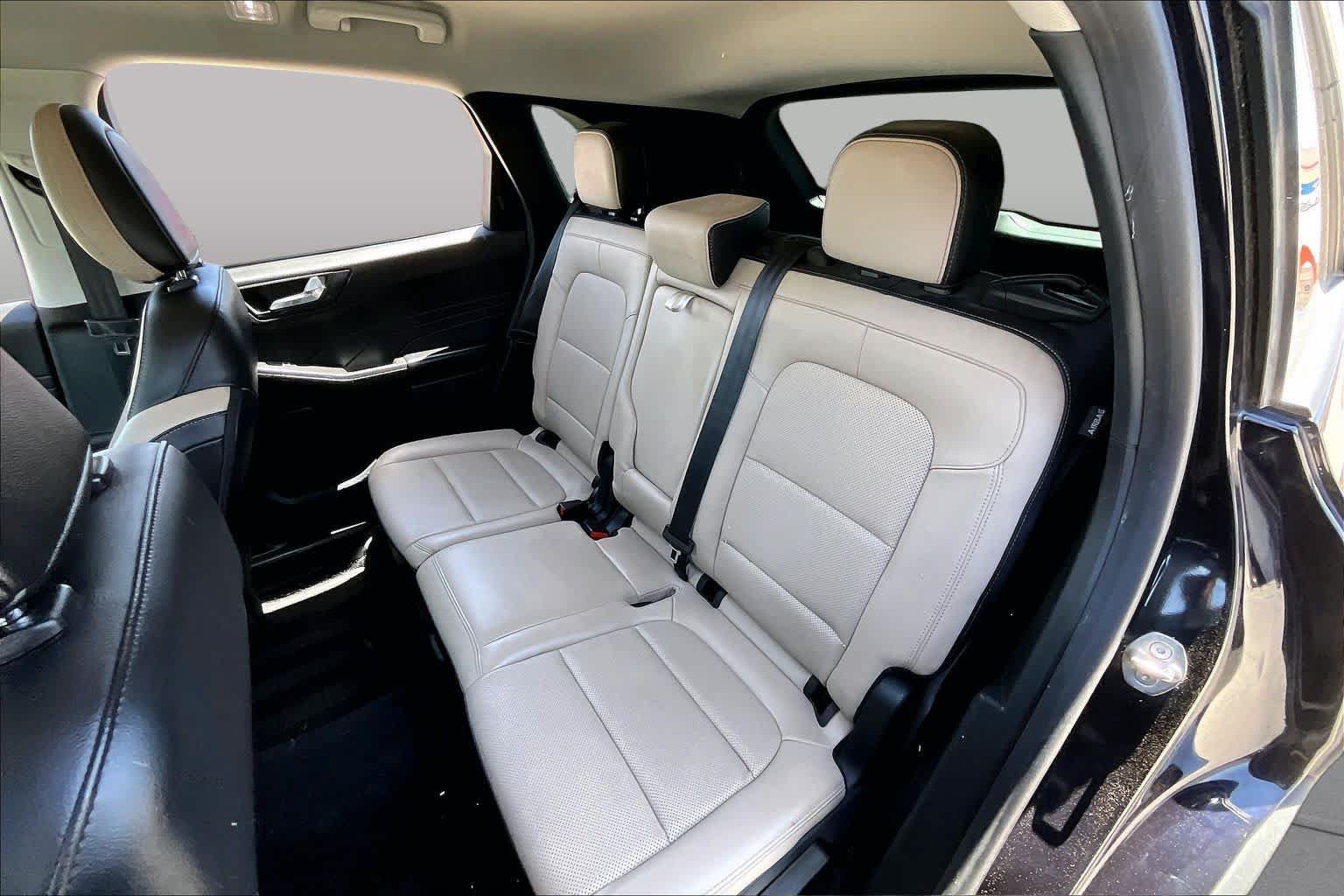 Certified 2021 Ford Escape SEL FWD image 19