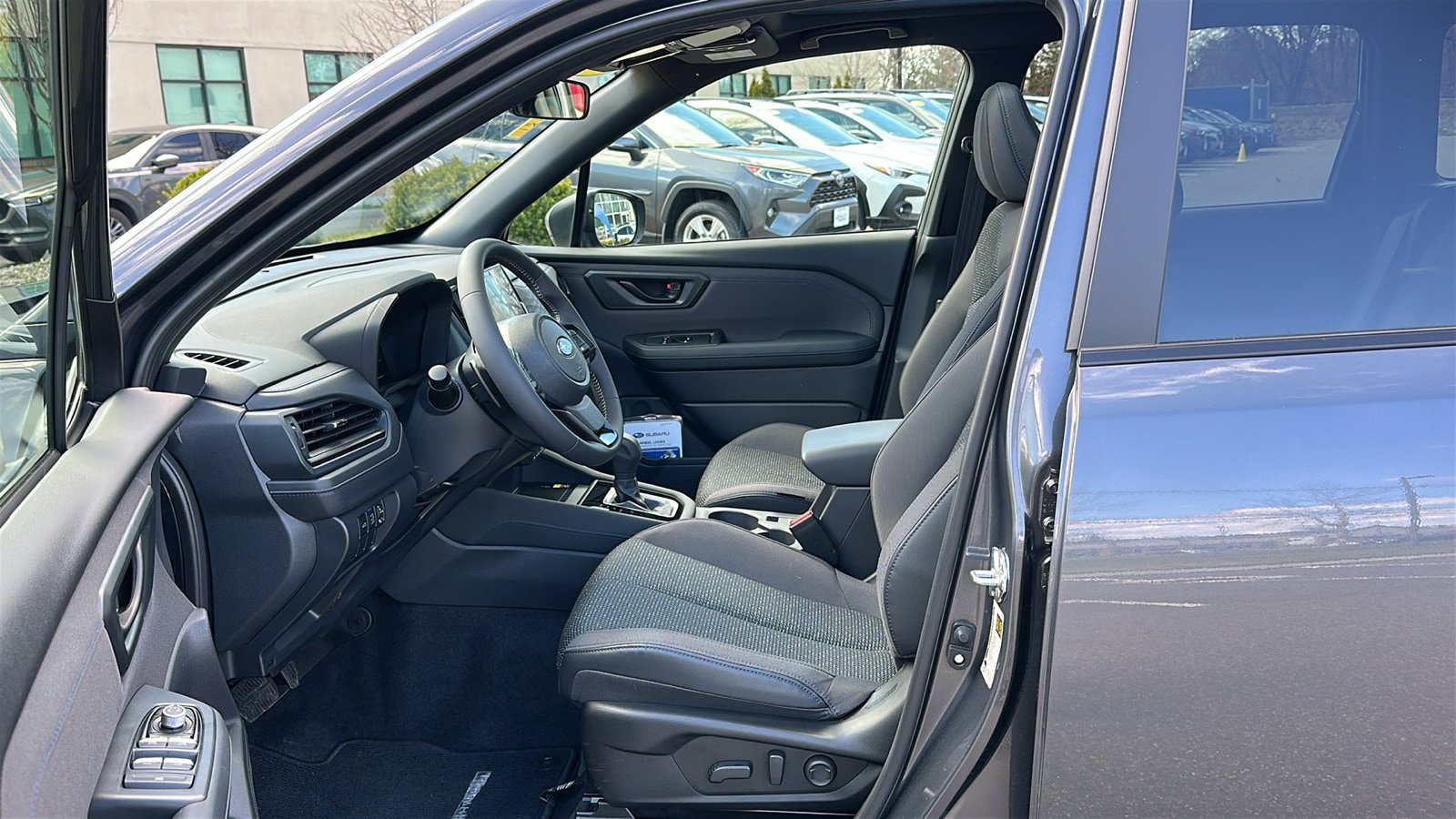 Certified 2025 Subaru Forester Premium AWD/4WD image 9