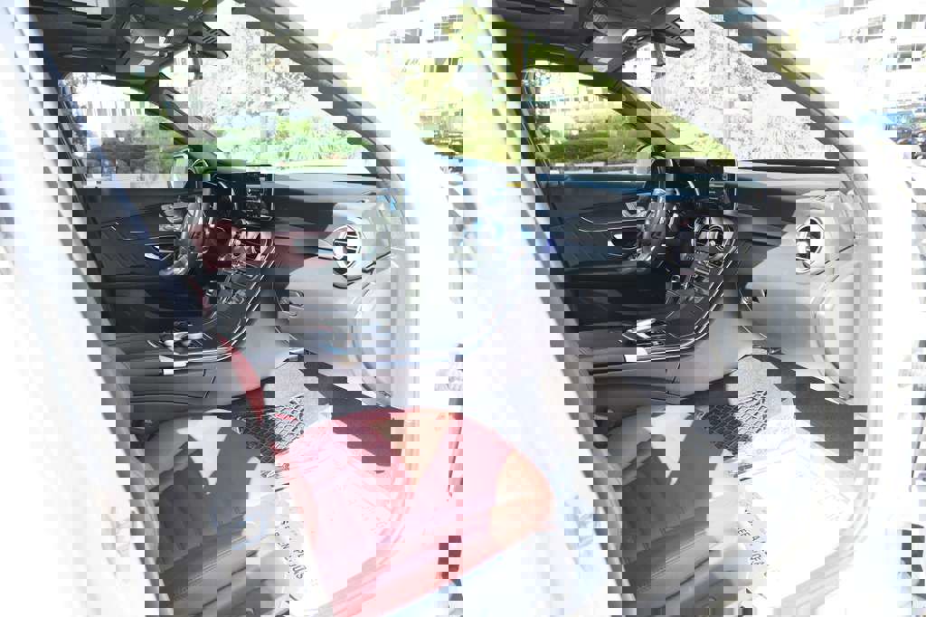 Used 2021 Mercedes-Benz C 300 4MATIC Sedan w/ AMG Line image 33