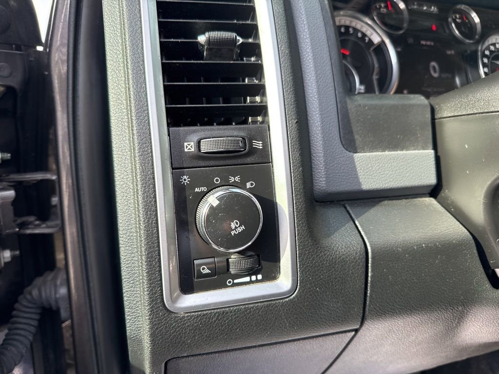 Used 2016 RAM 1500 Big Horn image 16