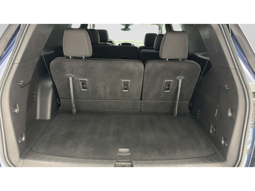 Used 2023 Chevrolet Traverse LT AWD/4WD image 25