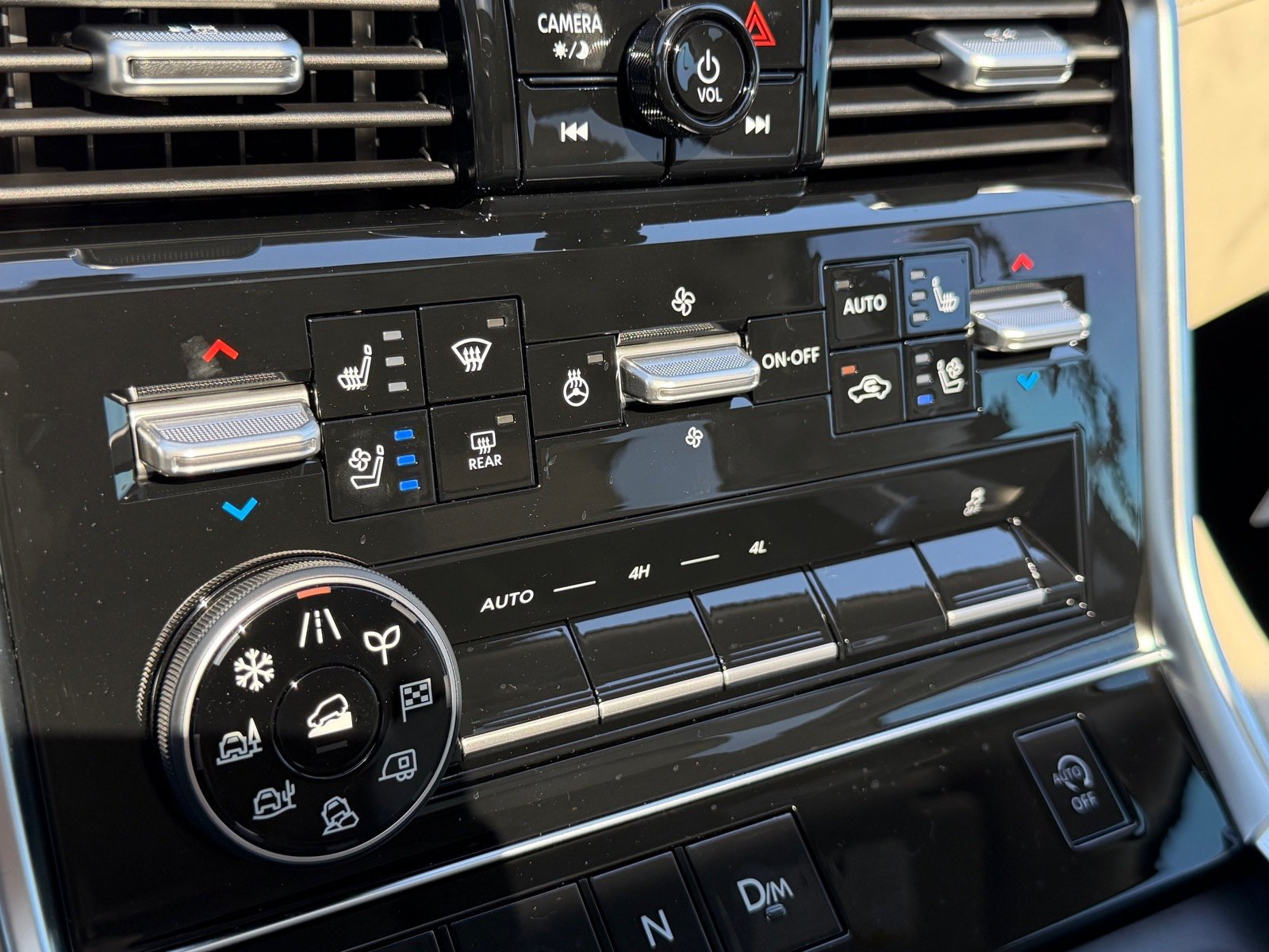 New 2027 Nissan Armada Platinum AWD/4WD image 26