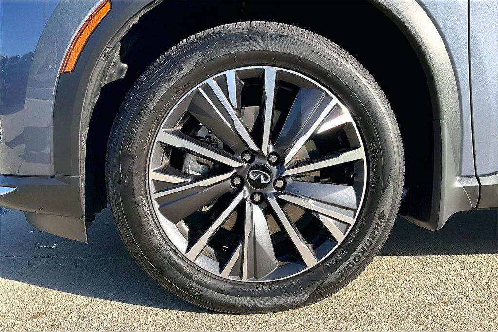 Certified 2027 INFINITI QX60 Luxe w/ Cargo Package AWD/4WD image 10