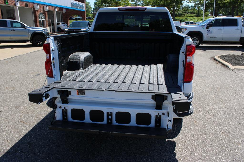 New 2026 Chevrolet Silverado 1500 RST w/ Safety Package AWD/4WD image 38