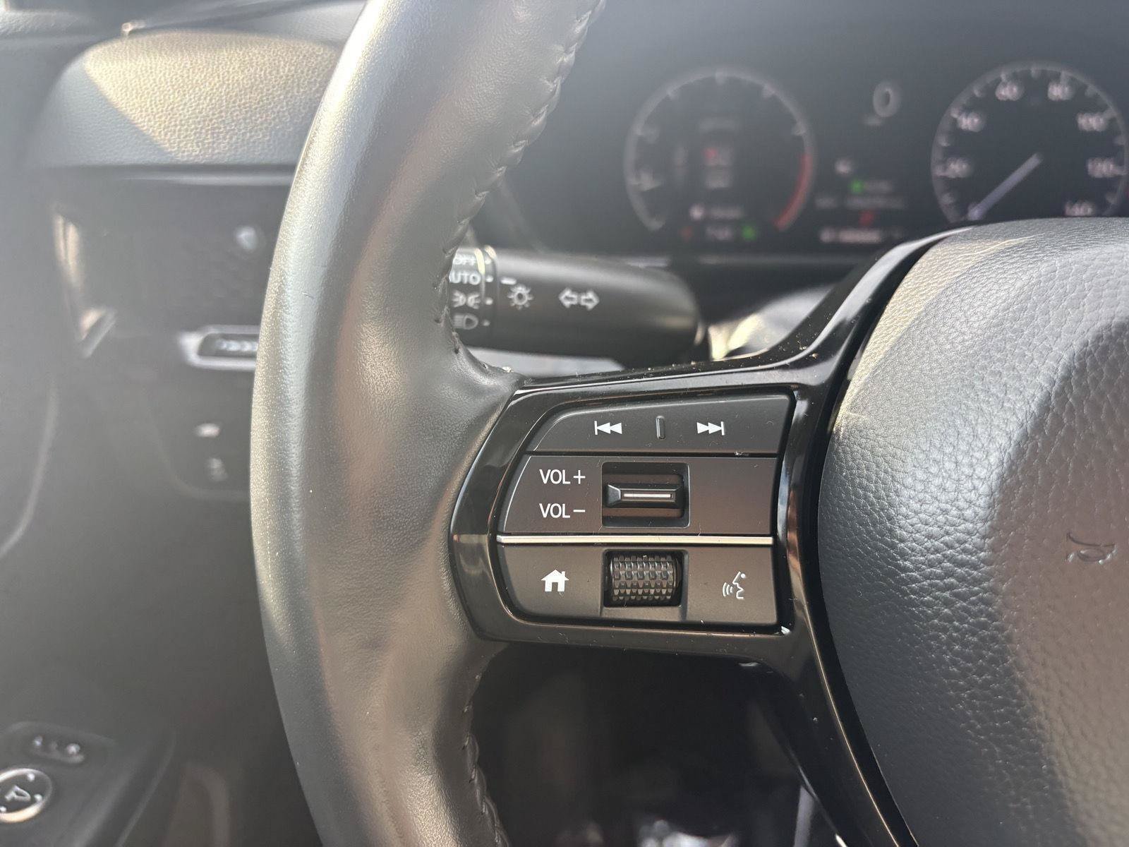 Used 2023 Honda CR-V EX-L image 18