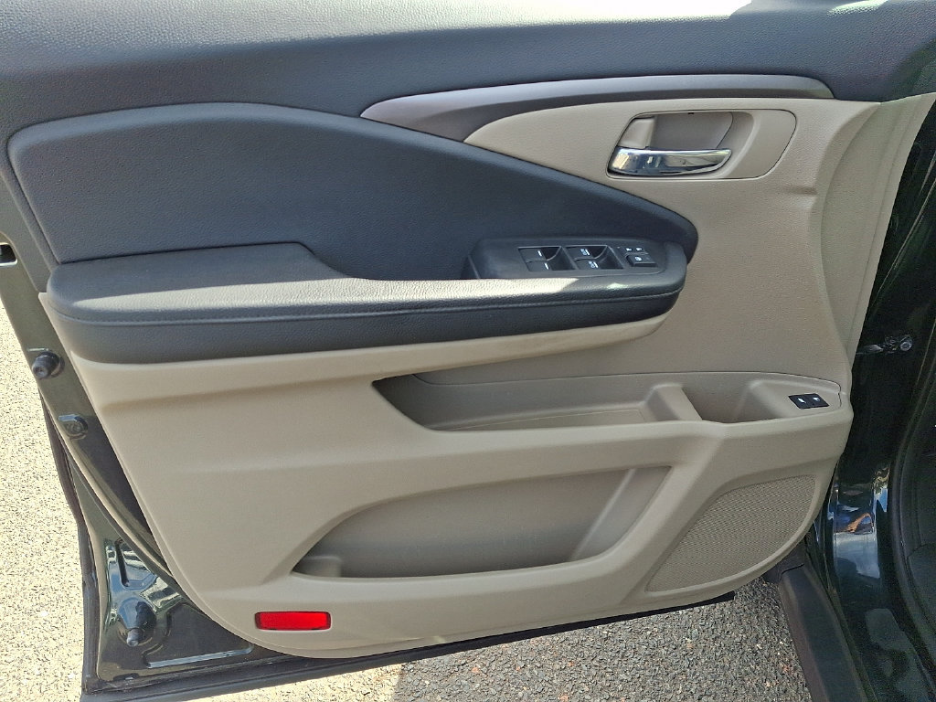 Used 2018 Honda Pilot EX-L image 12