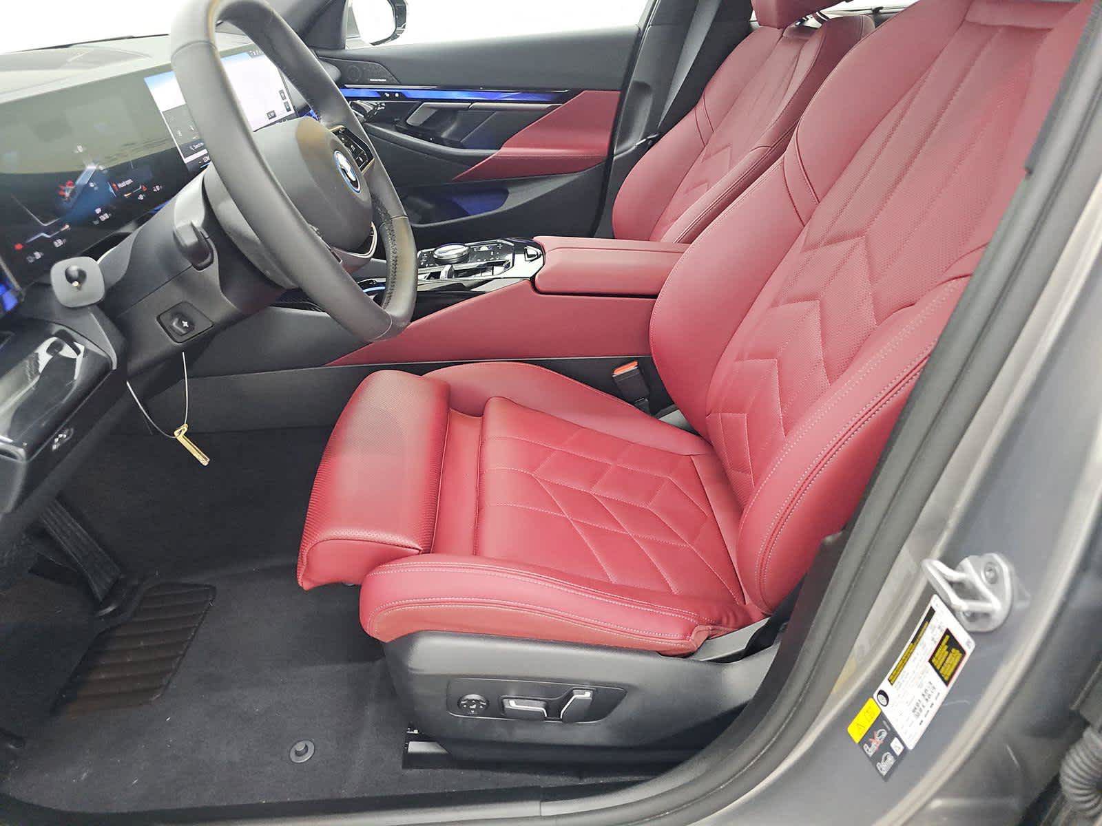 Used 2026 BMW i5 eDrive40 AWD/4WD image 8