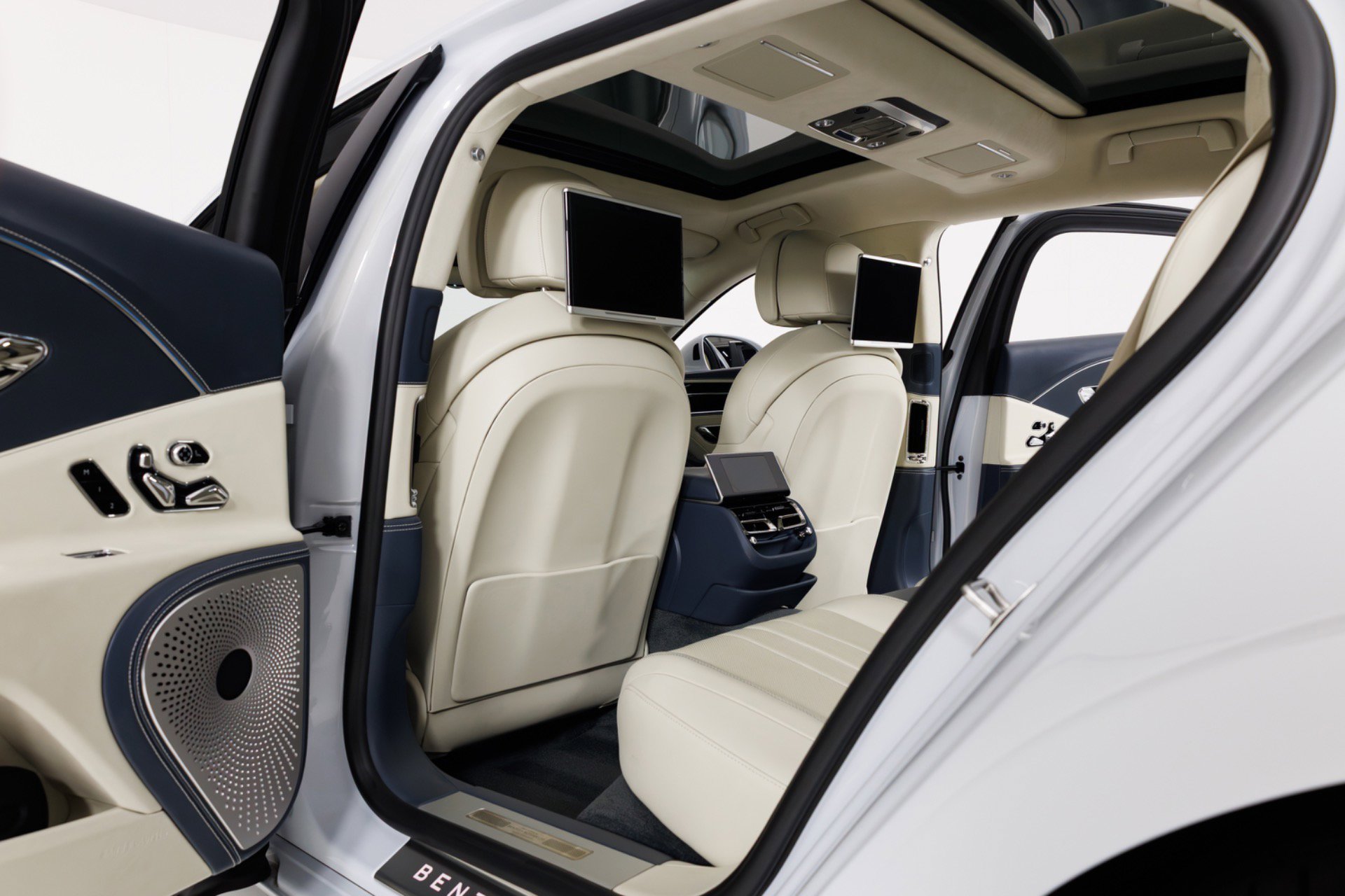 Used 2020 Bentley Flying Spur W12 AWD/4WD image 56