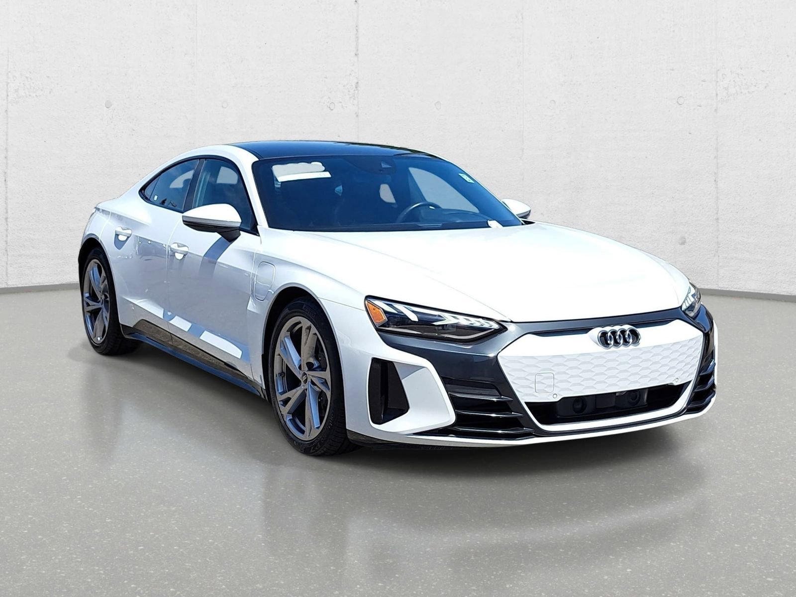 Certified 2023 Audi e-tron GT Premium Plus AWD/4WD image 3