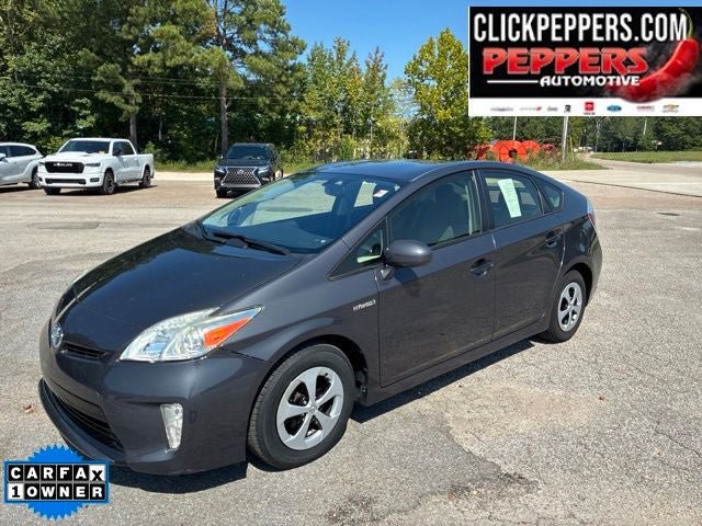 Used 2015 Toyota Prius Four FWD image 1