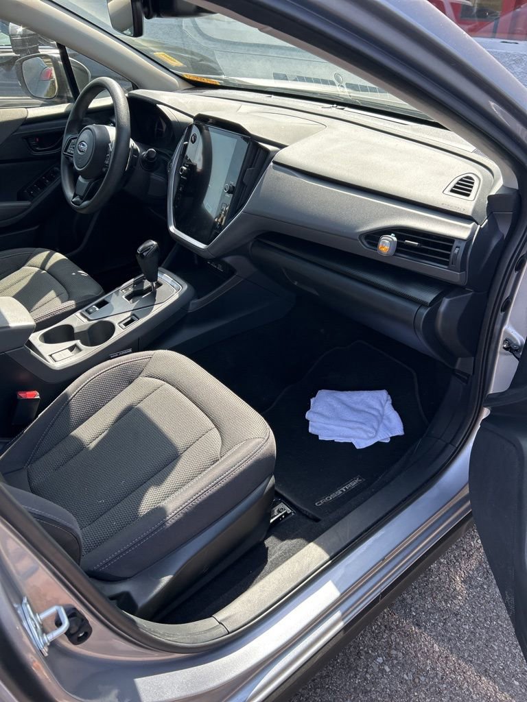 Used 2024 Subaru Crosstrek 2.0i Premium AWD/4WD image 11