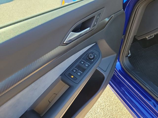 Used 2025 Volkswagen Golf R Black Edition image 12