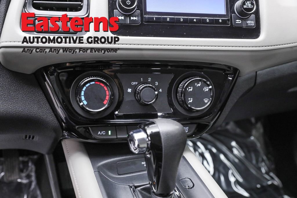 Used 2019 Honda HR-V LX image 19