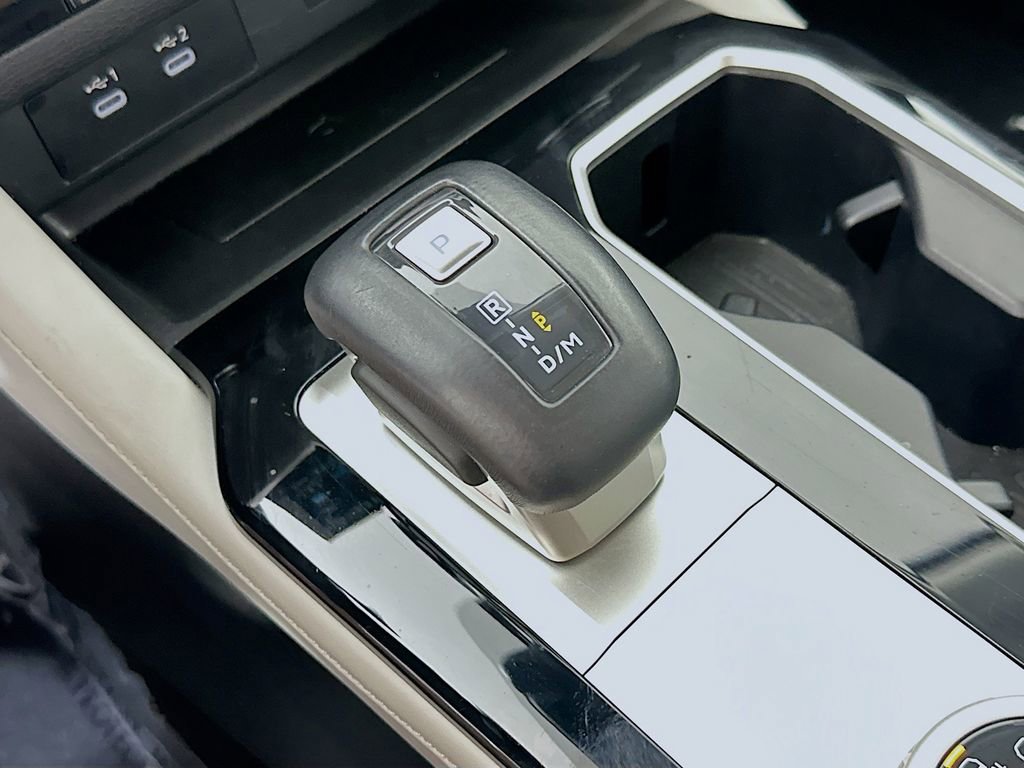 Used 2025 Mitsubishi Outlander SE FWD image 33