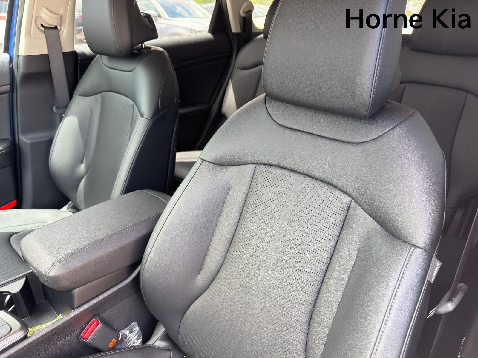 New 2026 Kia Sportage SX FWD image 10