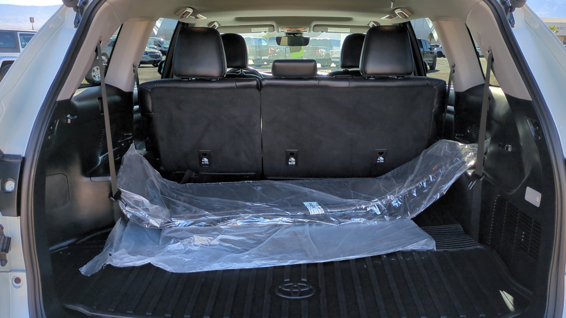 Used 2019 Toyota Highlander Limited image 29