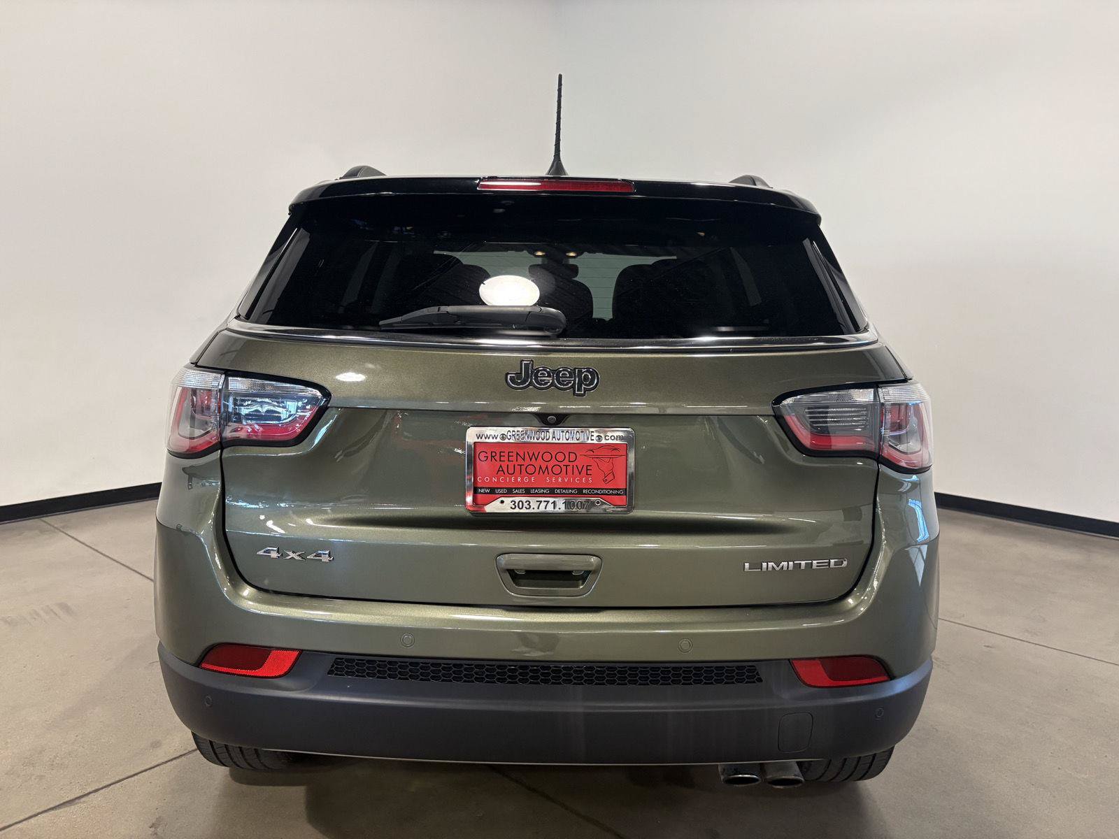 Used 2020 Jeep Compass Limited w/ Safety & Security Group AWD/4WD image 4