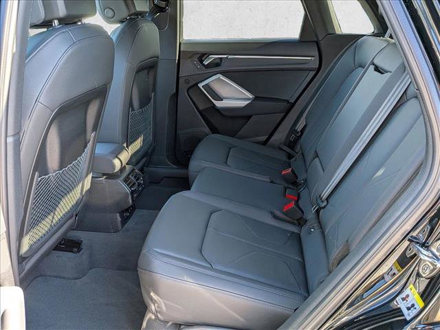 New 2025 Audi Q3 2.0T Premium image 15