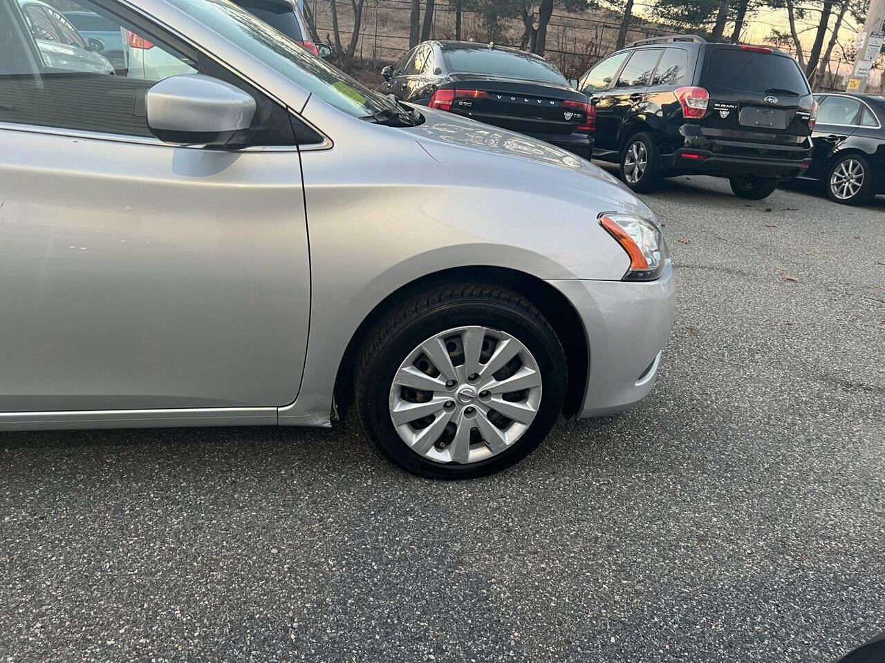 Used 2015 Nissan Sentra SV w/ Navigation Package FWD image 34