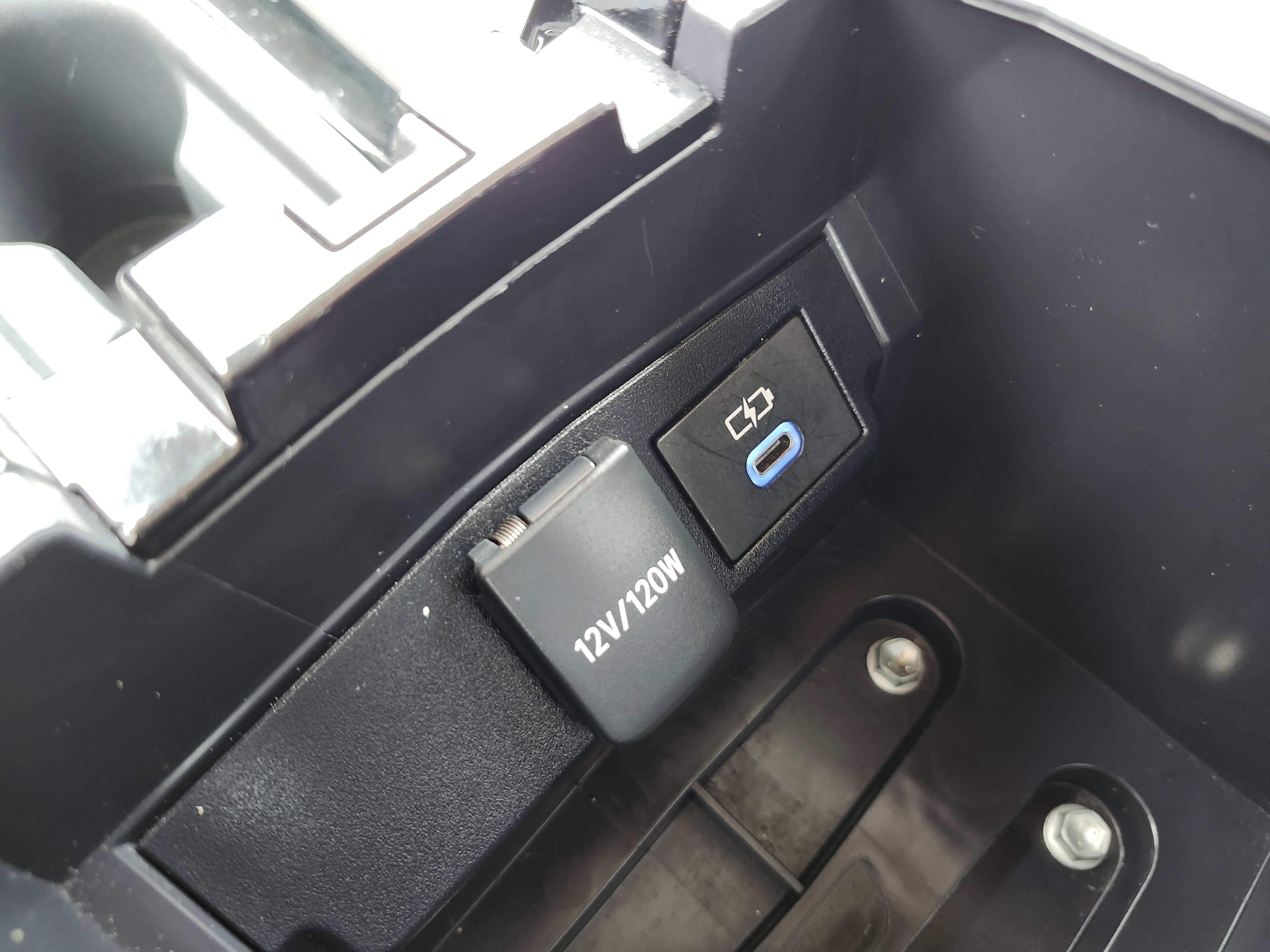 Used 2022 Toyota Corolla LE FWD image 6