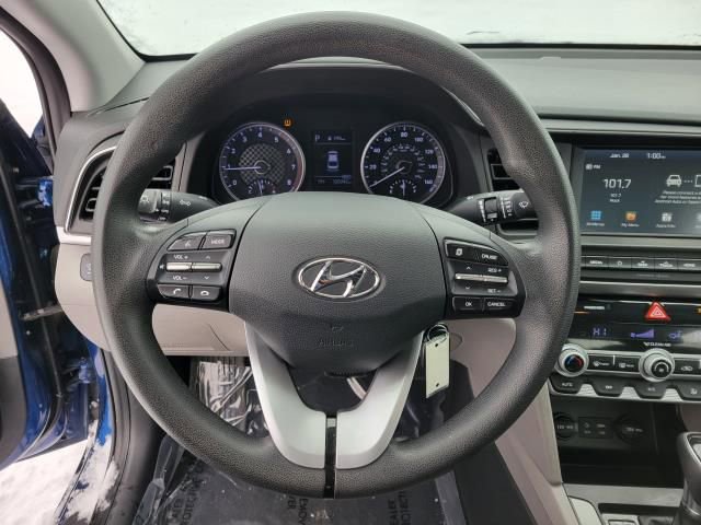Used 2020 Hyundai Elantra SEL FWD image 18