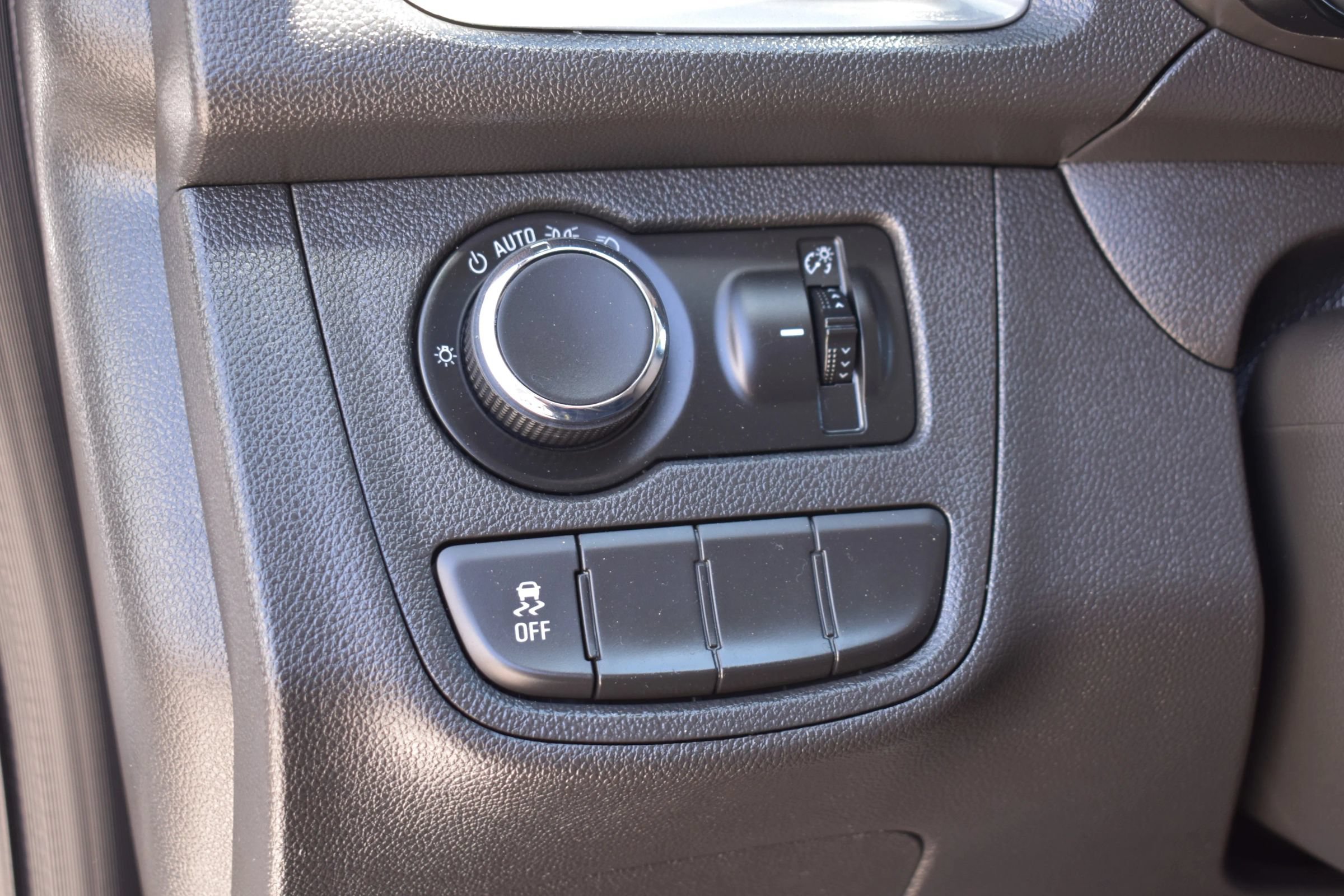 Used 2020 Chevrolet Spark LS FWD image 49