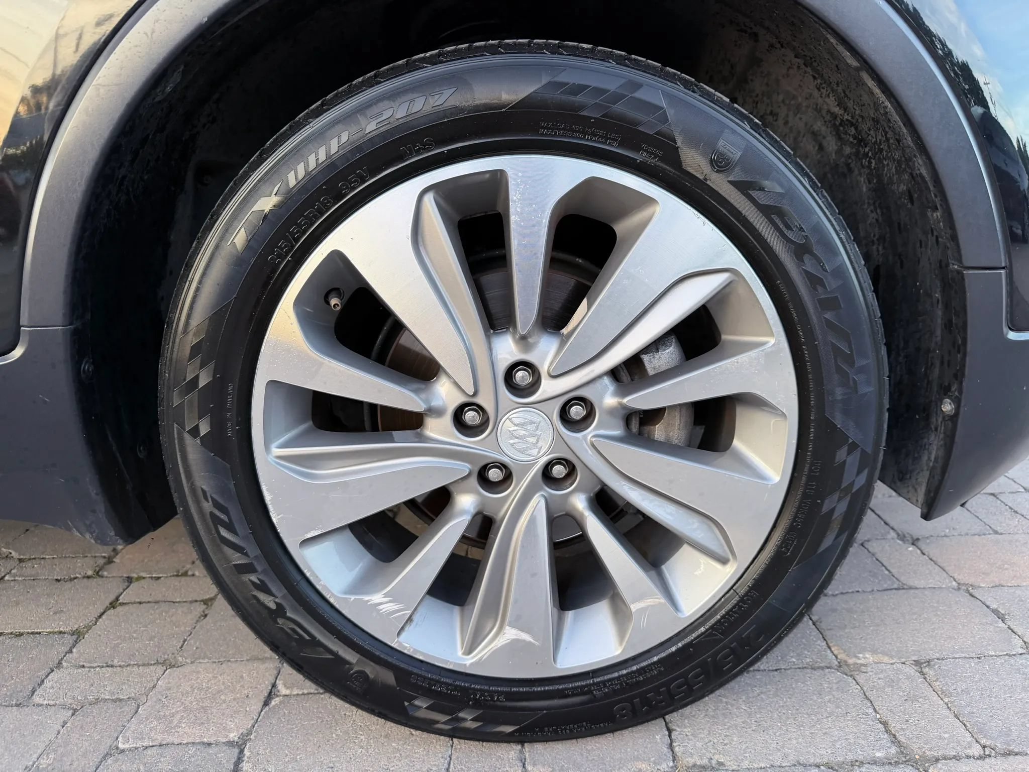 Used 2019 Buick Encore Preferred AWD/4WD image 14