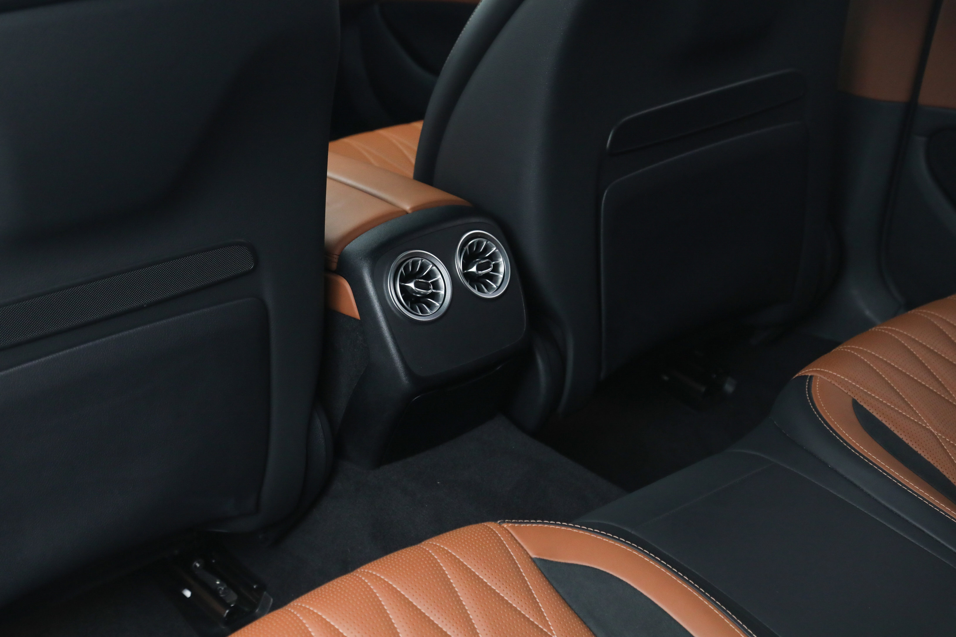 Used 2023 Mercedes-Benz AMG GT 63 image 32
