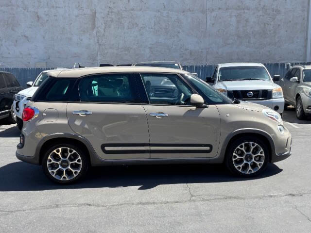 Used 2017 FIAT 500L Trekking w/ Popular Equipment Package FWD image 2