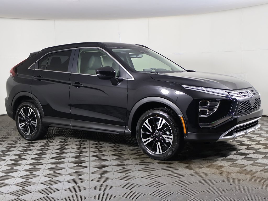 New 2026 Mitsubishi Eclipse Cross SE image 2
