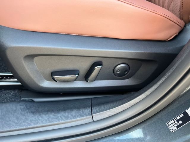 New 2026 Mitsubishi Outlander SEL FWD image 15