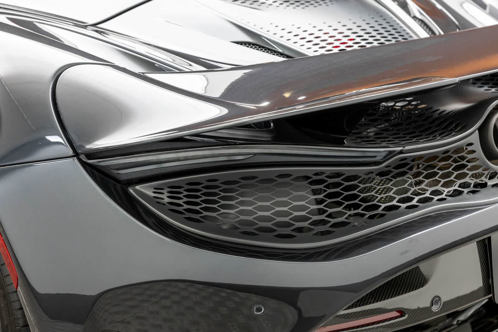 New 2026 McLaren 750S Spider RWD image 45