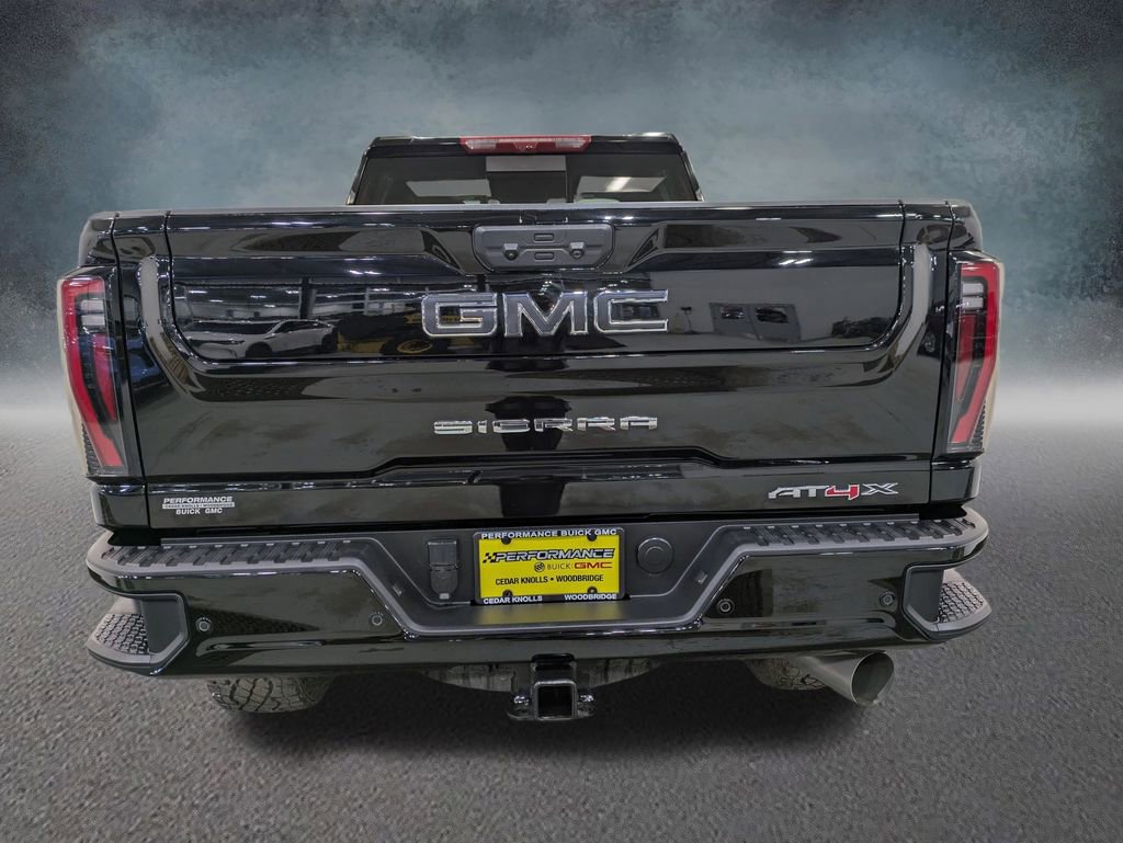 Used 2025 GMC Sierra 2500 AT4X AWD/4WD image 5