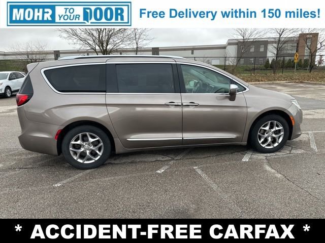 Used 2018 Chrysler Pacifica Limited image 8