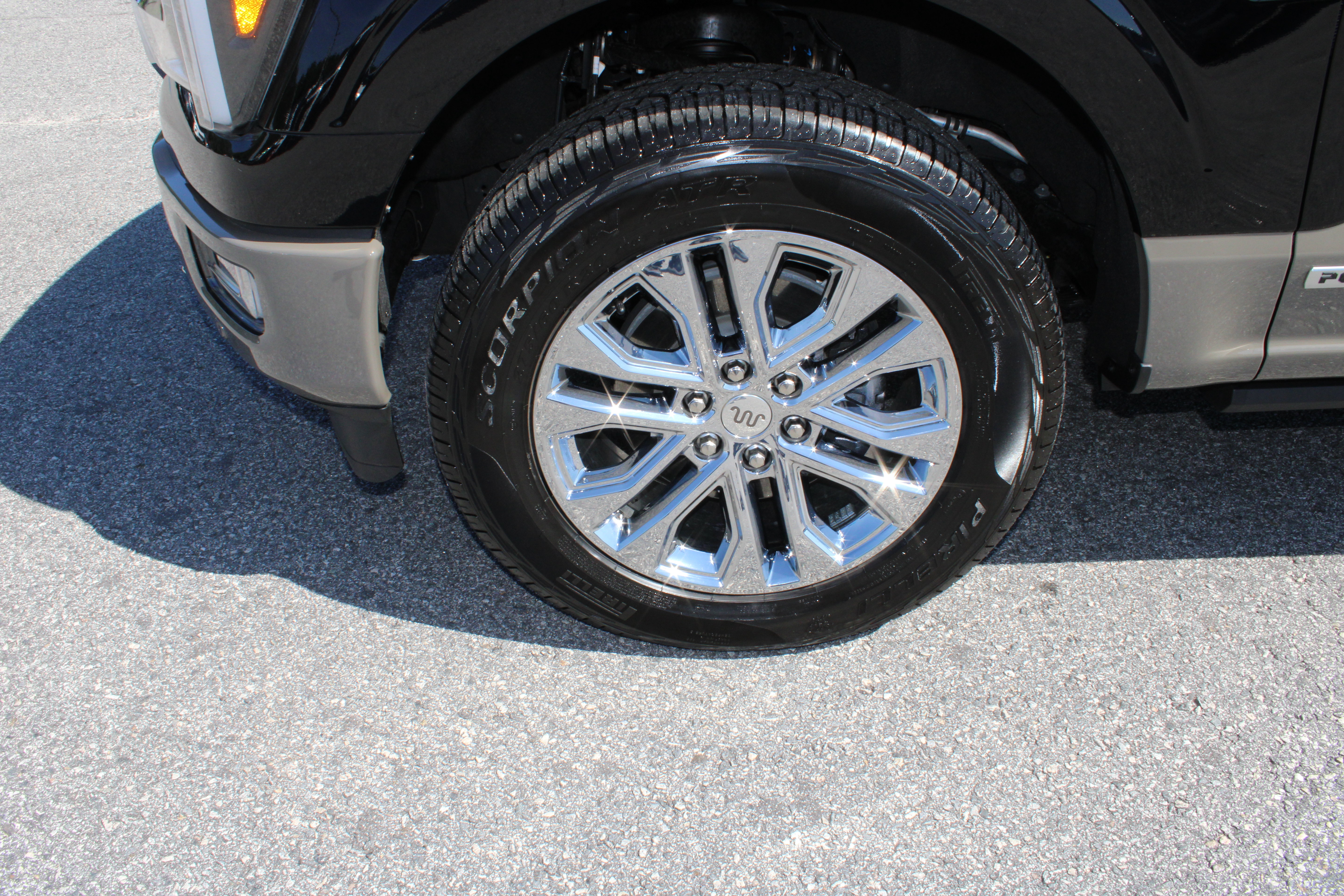 Used 2025 Ford F150 King Ranch AWD/4WD image 11
