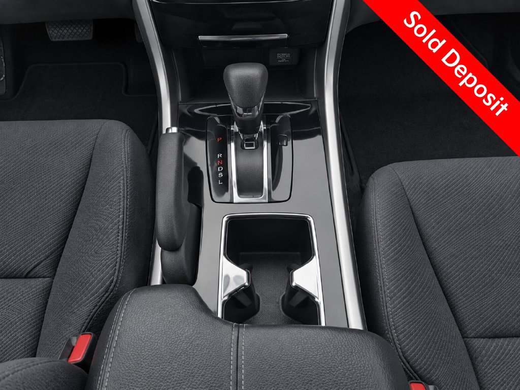 Used 2017 Honda Accord EX image 29
