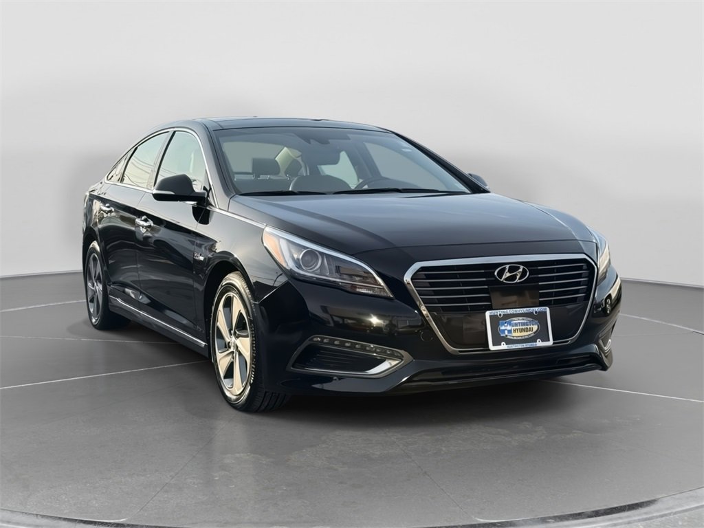 Used 2016 Hyundai Sonata Limited w/ Option Group 02 image 1