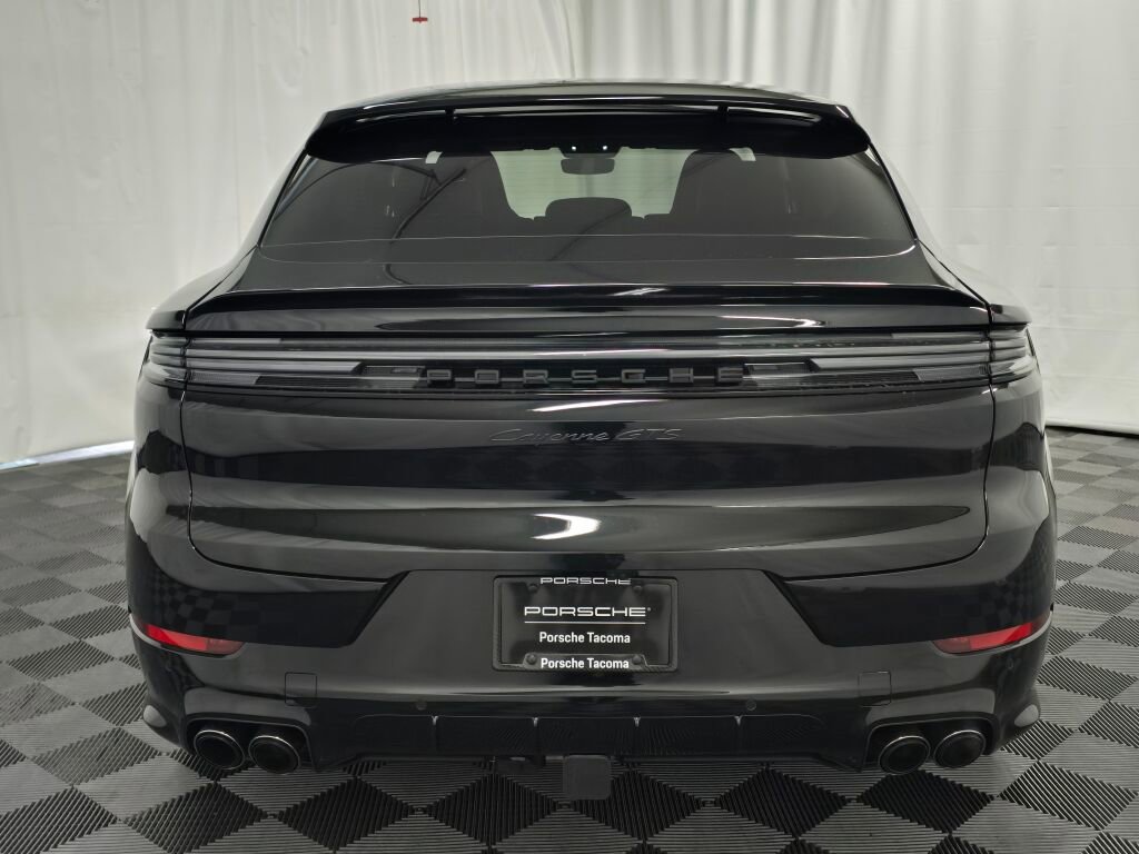 New 2026 Porsche Cayenne GTS image 6