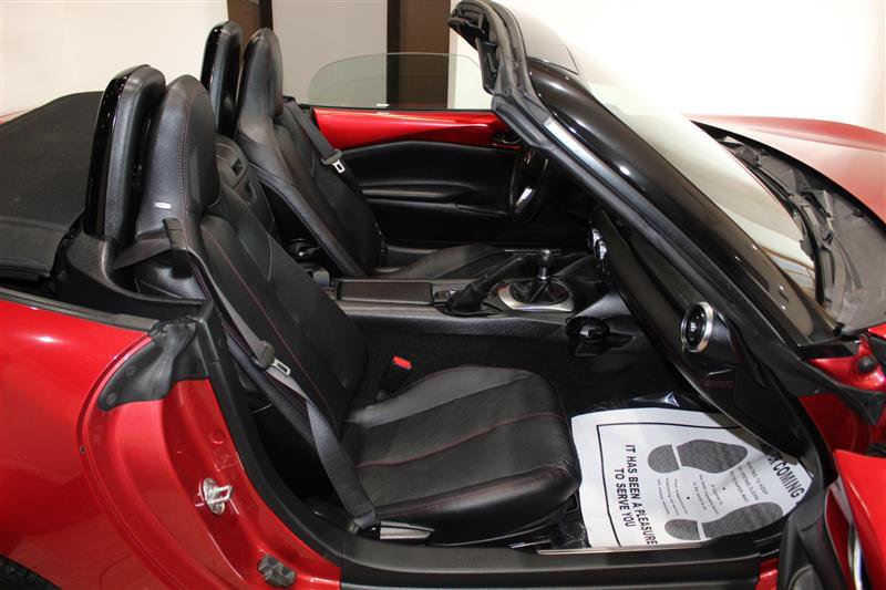 Used 2016 MAZDA MX-5 Miata Grand Touring RWD image 24