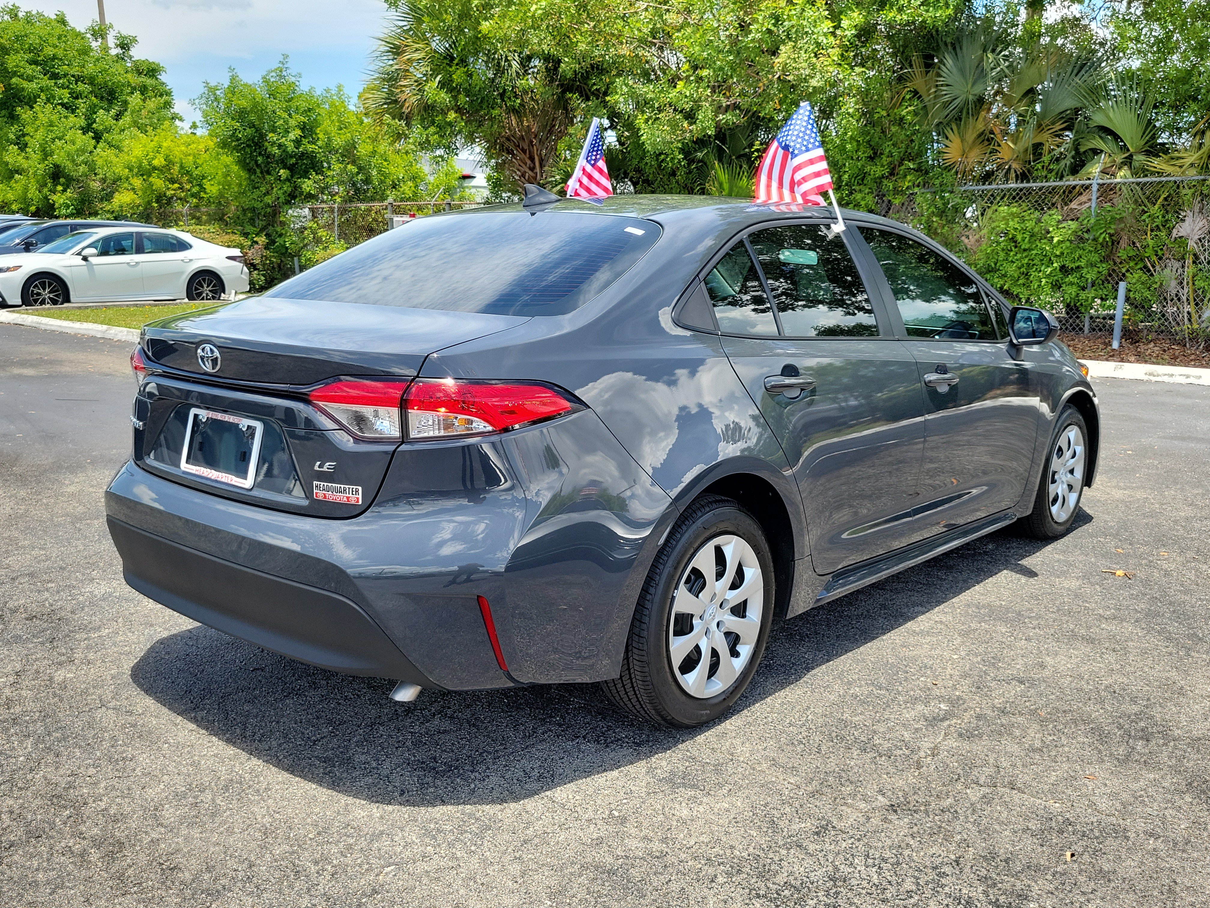 Used 2025 Toyota Corolla LE w/ Convenience Package FWD image 12