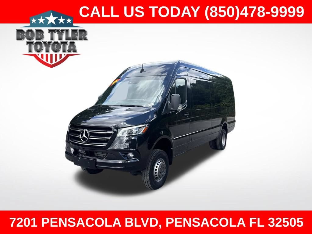 Used 2024 Mercedes-Benz Sprinter 3500 image 1