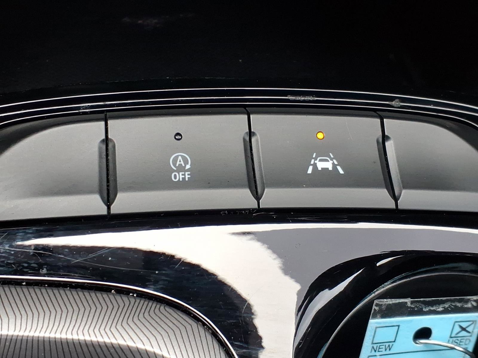 Used 2025 Buick Envista Sport Touring w/ Experience Buick Package image 19