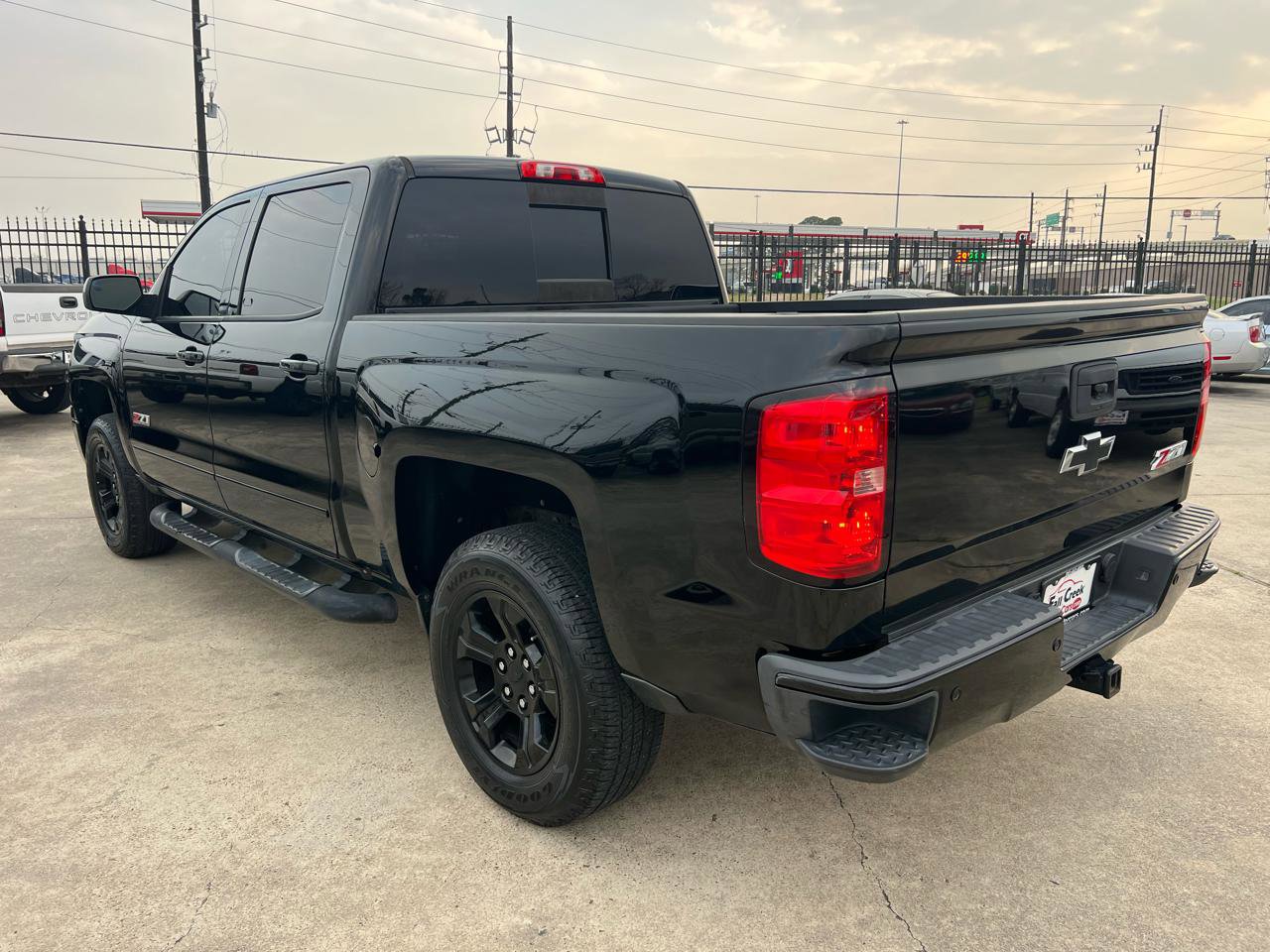 Used 2015 Chevrolet Silverado 1500 LTZ Z71 w/ Midnight Edition AWD/4WD image 5