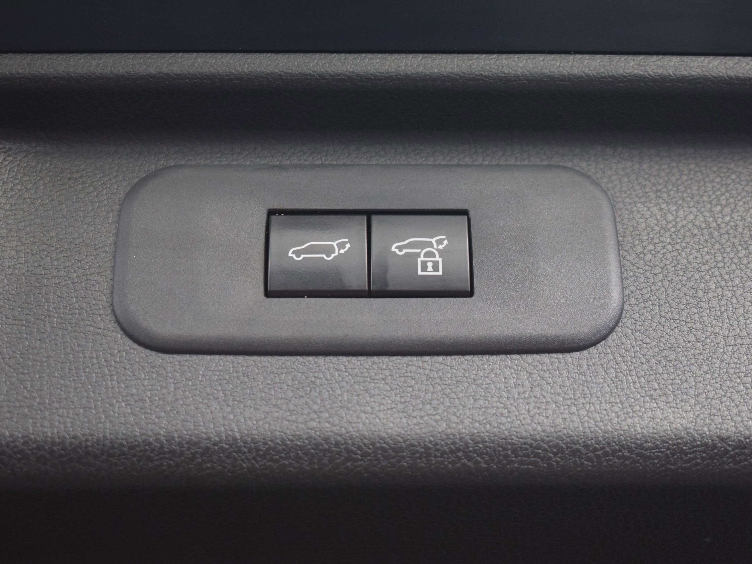 Used 2024 Toyota Grand Highlander Limited image 13